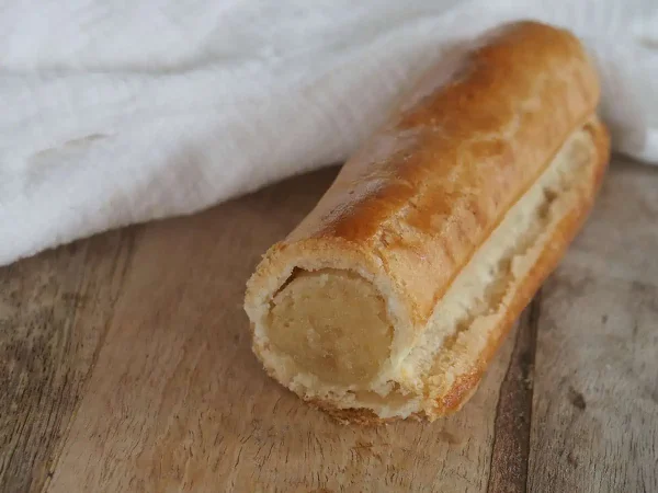 Glutenvrije roomboter amandelstaaf